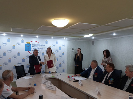 В Саратовской области общественный штаб заключает соглашения о наблюдении за выборами